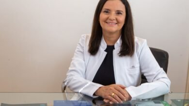 Dra. Lucia de Oliveira – Coloproctologista