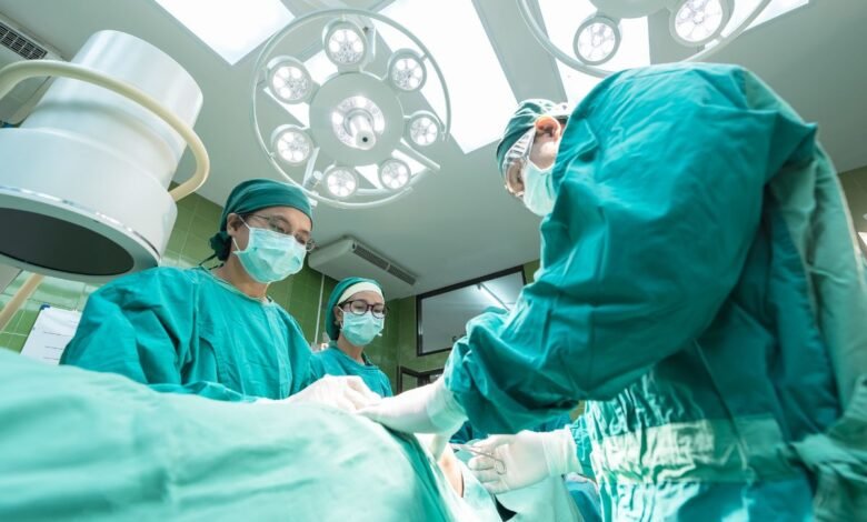 Cirurgia de testículo riscos